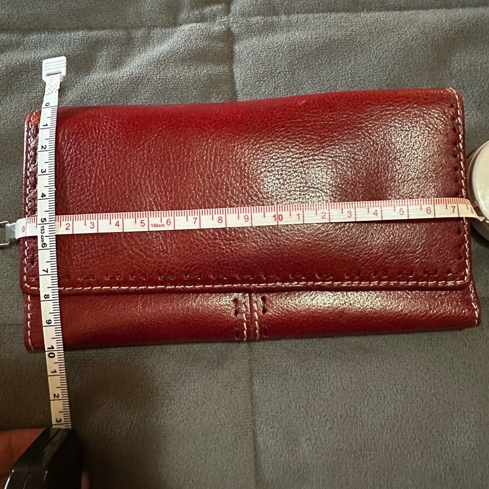 Red Leather FOSSIL Wallet - Picture 10 of 10